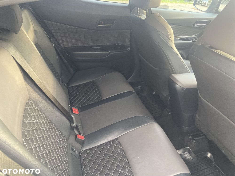 Toyota C-HR 1.8 Hybrid Executive - 11