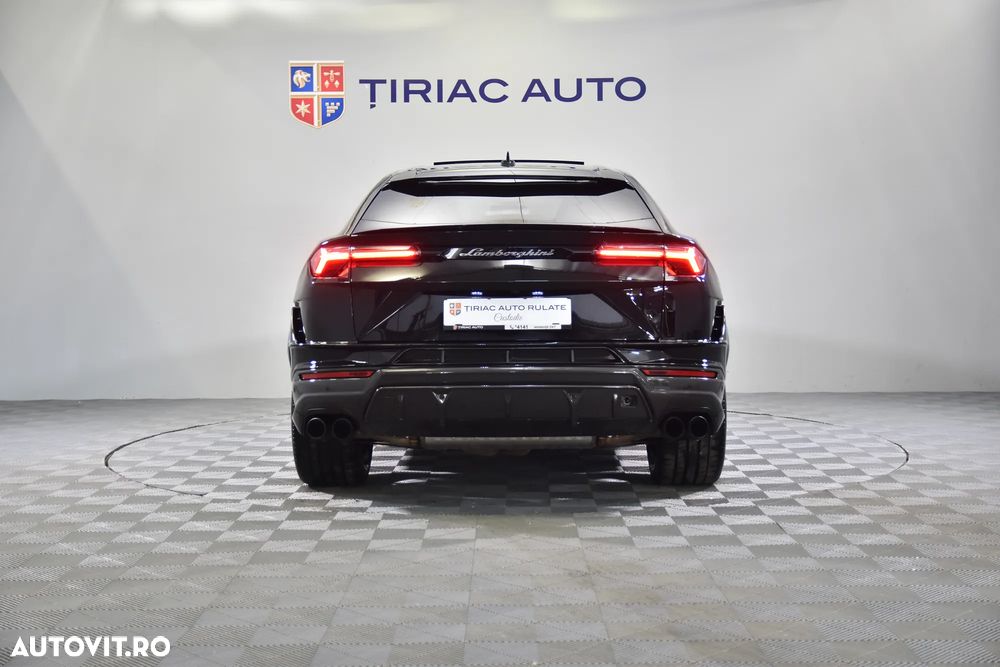 Lamborghini URUS - 4