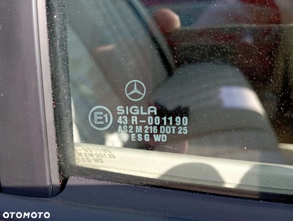 Mercedes-Benz W201 (190) - 40