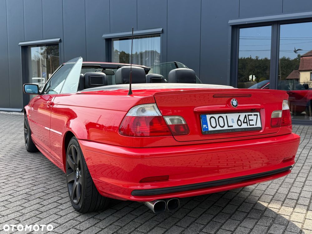 BMW Seria 3 323i - 21