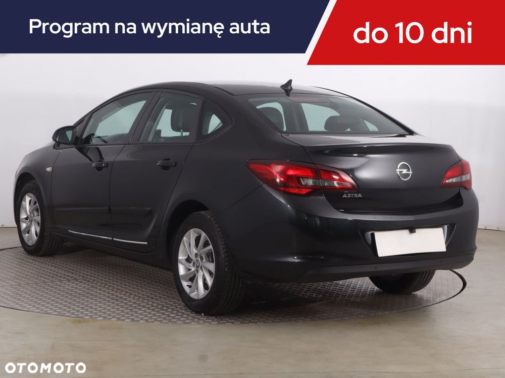 Opel Astra - 6