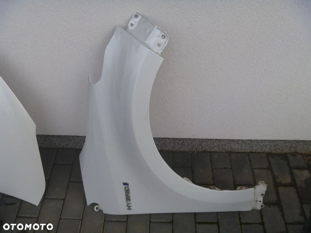 TOYOTA YARIS IV ZDERZAK PRZEDNI KRATKI ORYGINAŁ ŁADNY - 8