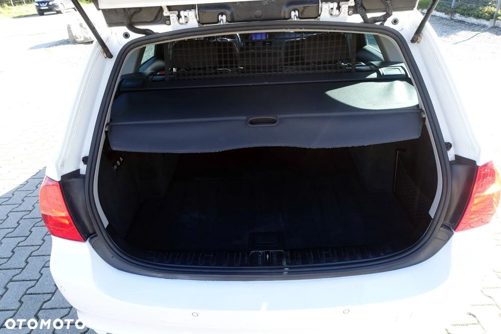 BMW Seria 3 320i Edition Sport - 19