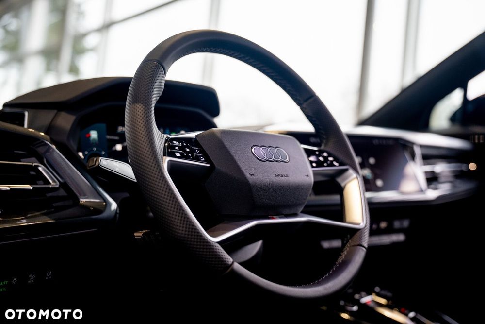 Audi Q4 Sportback e-tron - 11