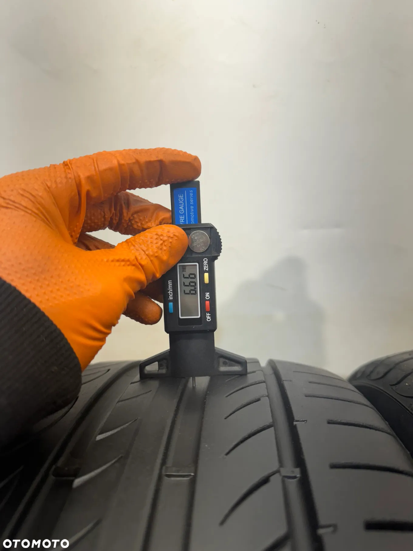 G-2771 235/40R18 95Y PIRELLI POWERGY - 2