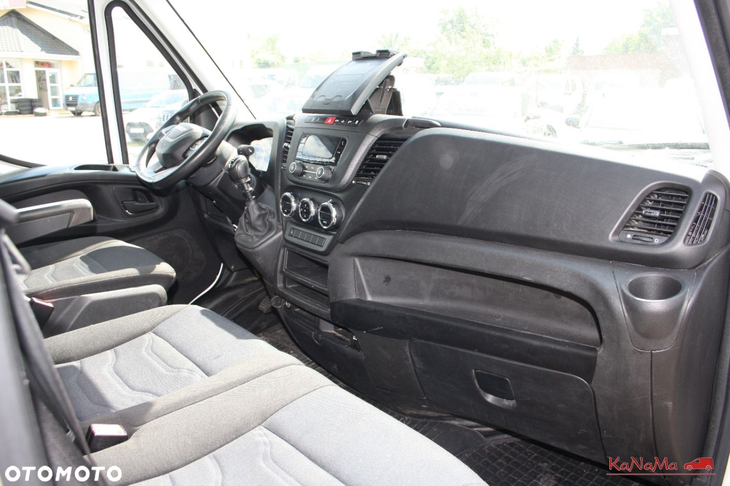 Iveco DAILY 35S18 - 31