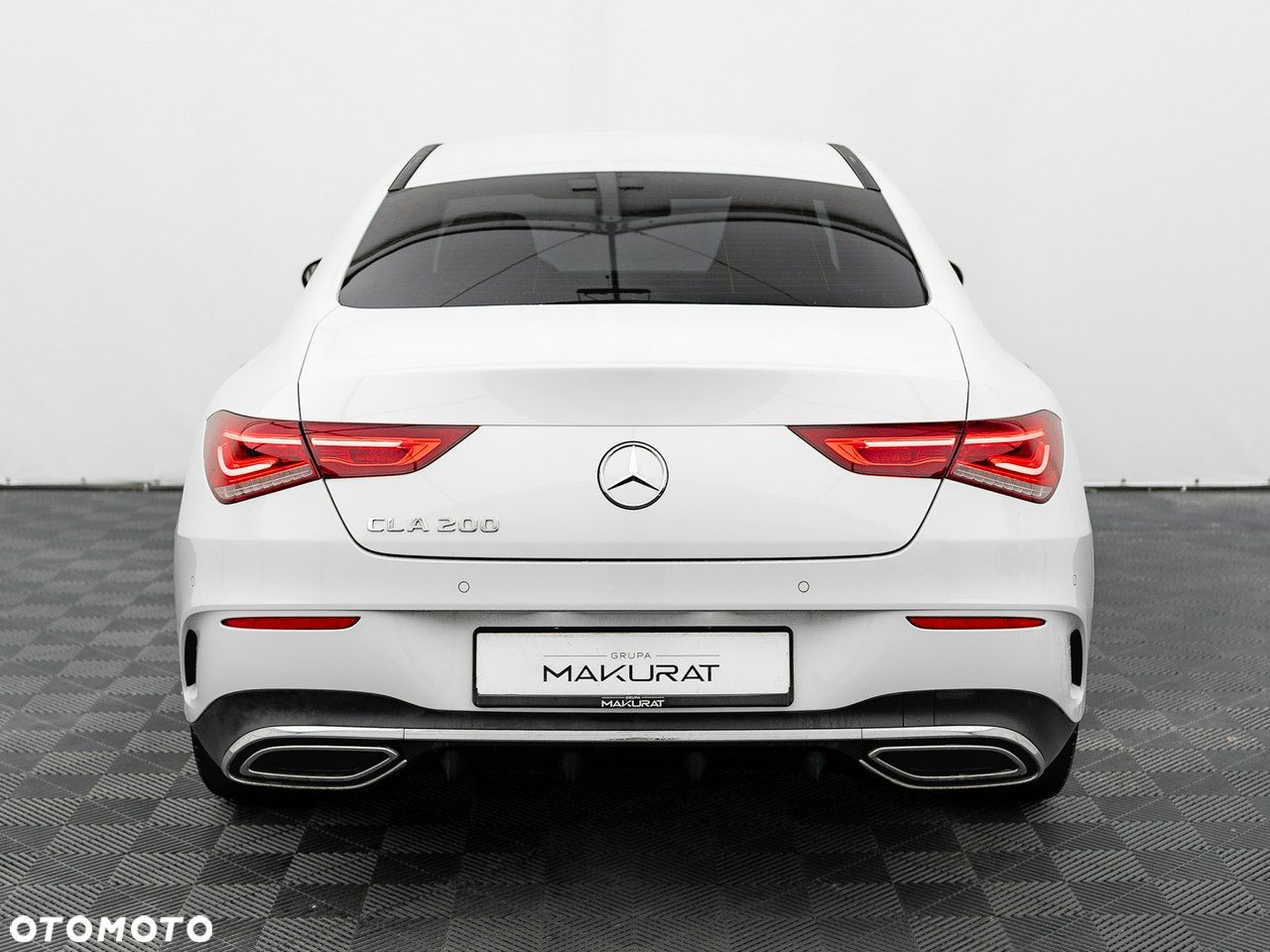 Mercedes-Benz CLA - 11