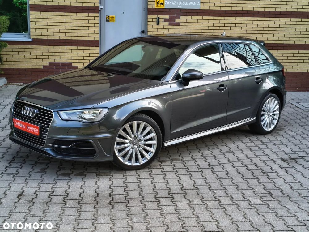 Audi A3 Sportback 1.4 TFSI e-tron S line Sportpaket - 1