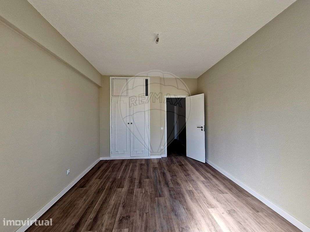 Apartamento T2 para venda - Grande imagem: 2/11