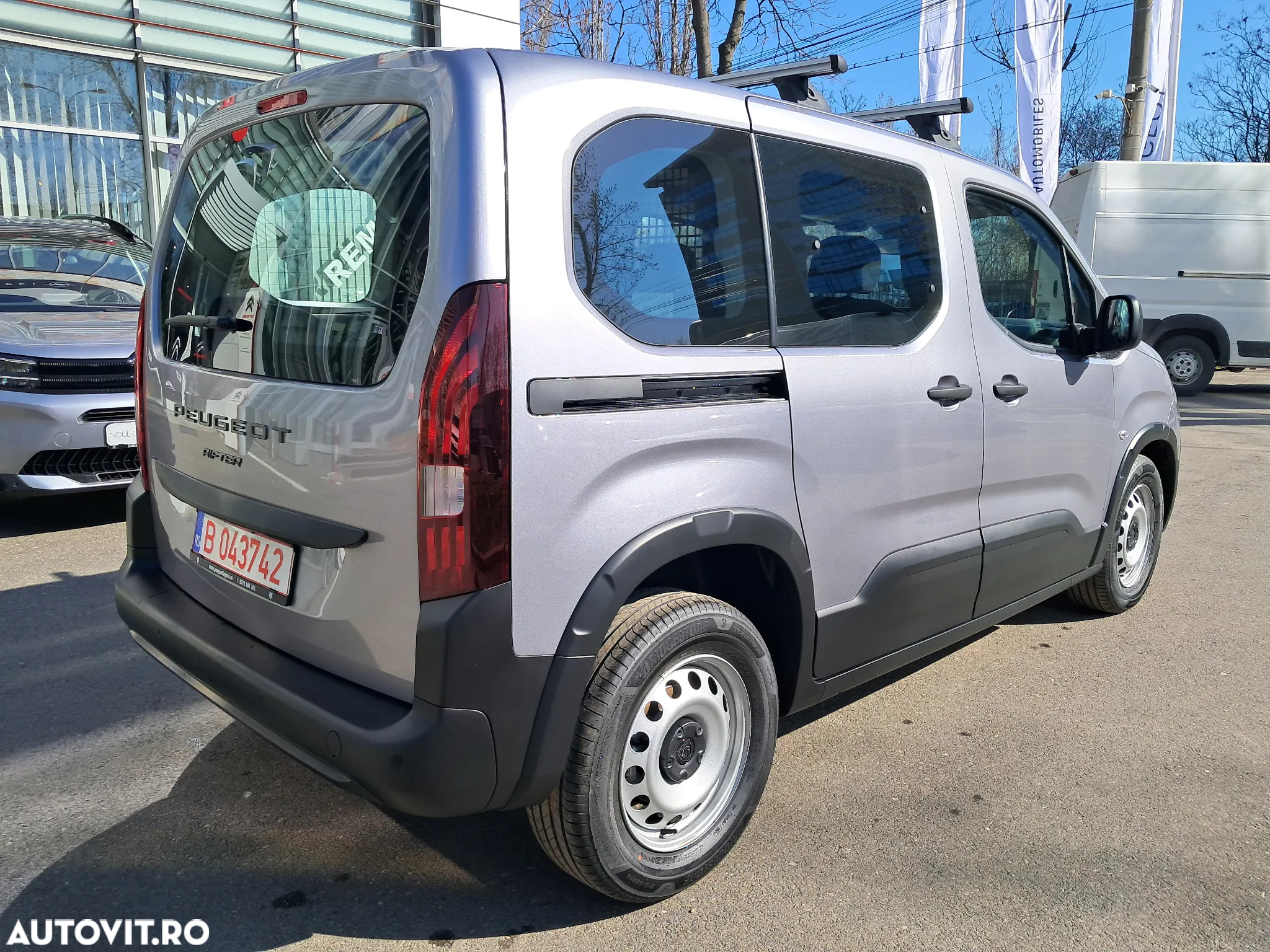 Peugeot Rifter 1.5 BlueHDI 100 CP S&S BVM6 Active Pack - 4