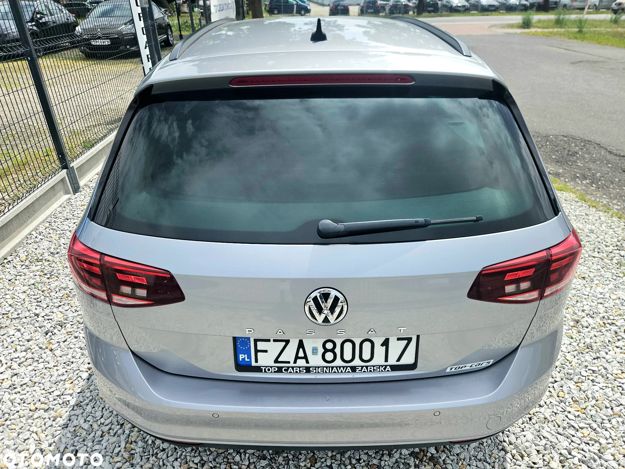 Volkswagen Passat Variant 2.0 TDI SCR DSG Business - 2