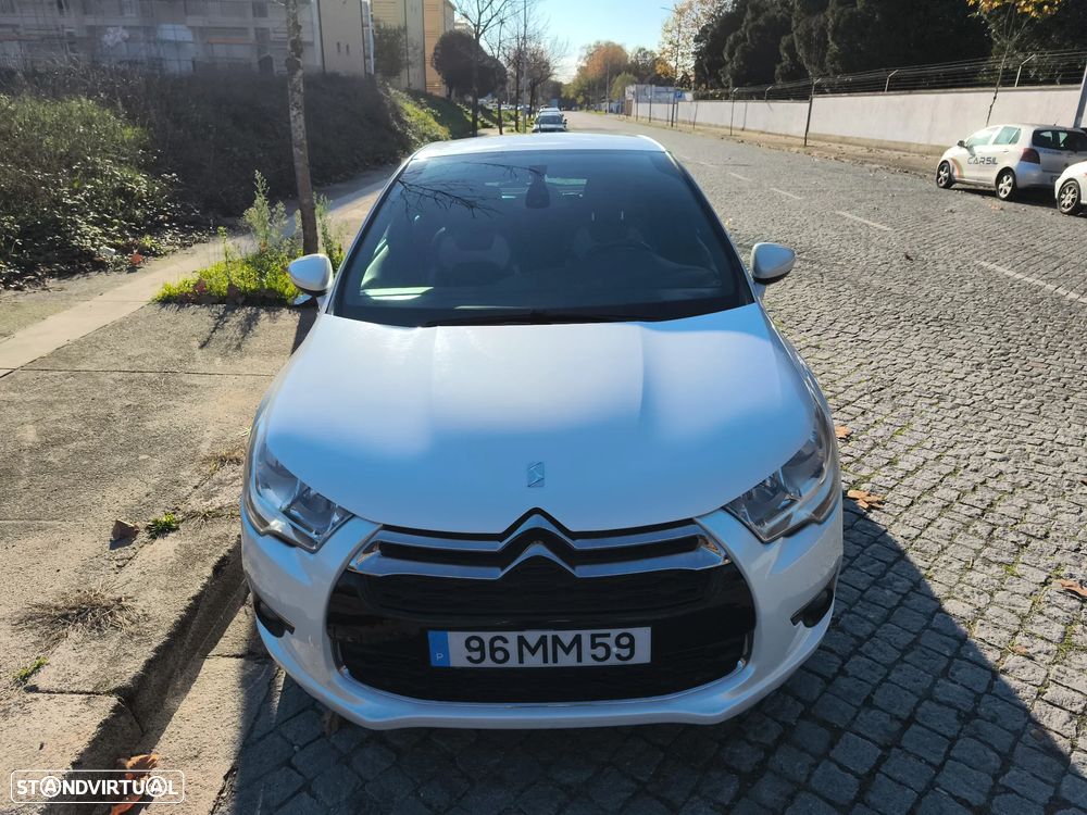 Citroën DS4 1.6 HDi So Chic - 6