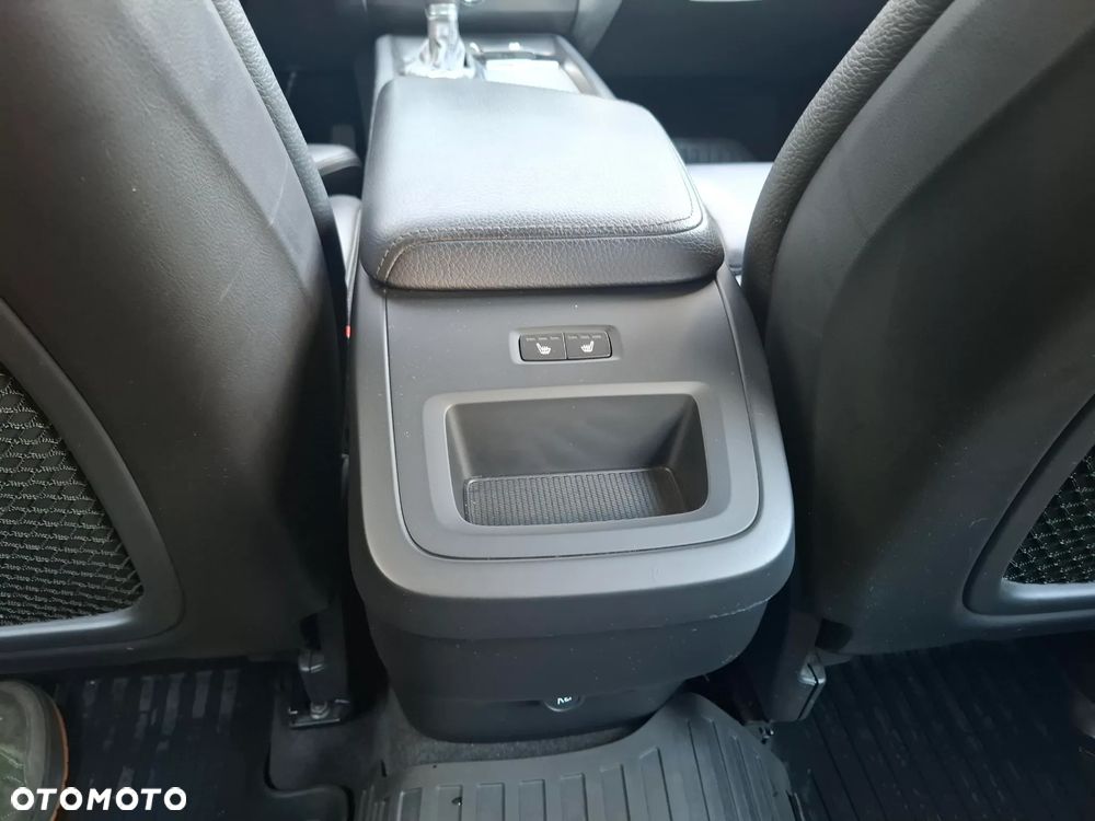 Volvo XC 60 D4 SCR AWD Momentum - 19