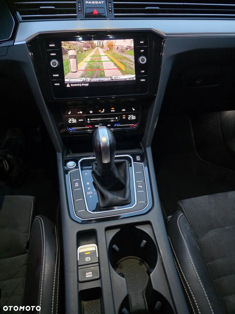 Volkswagen Passat 2.0 TDI EVO Business DSG - 30