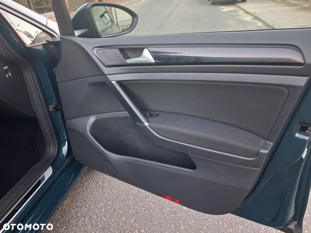 Volkswagen Golf 1.4 TSI BMT Comfortline - 11