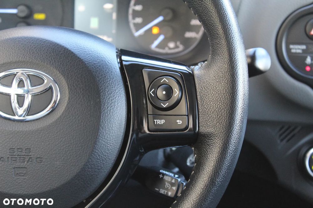 Toyota Yaris - 21