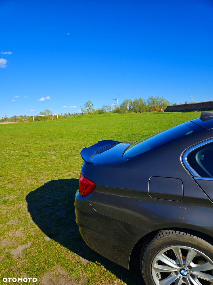 BMW Seria 5 520d - 7