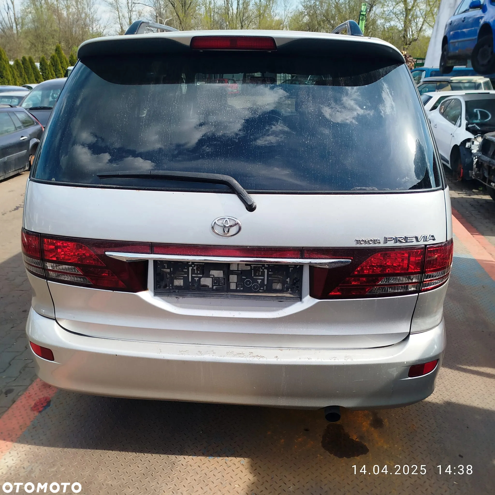 Toyota Previa na części . - 14