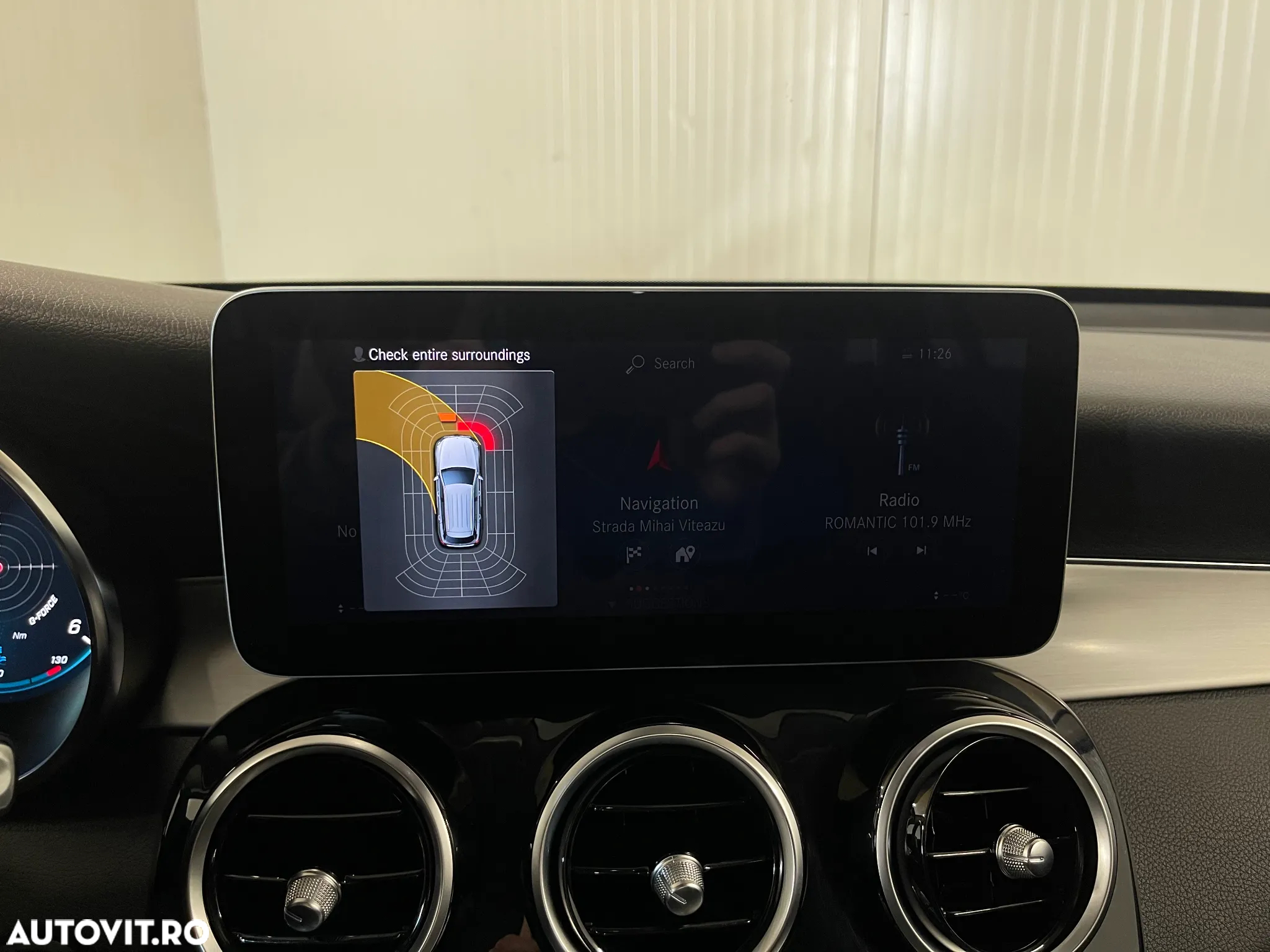 Mercedes-Benz GLC 300 d 4MATIC - 14