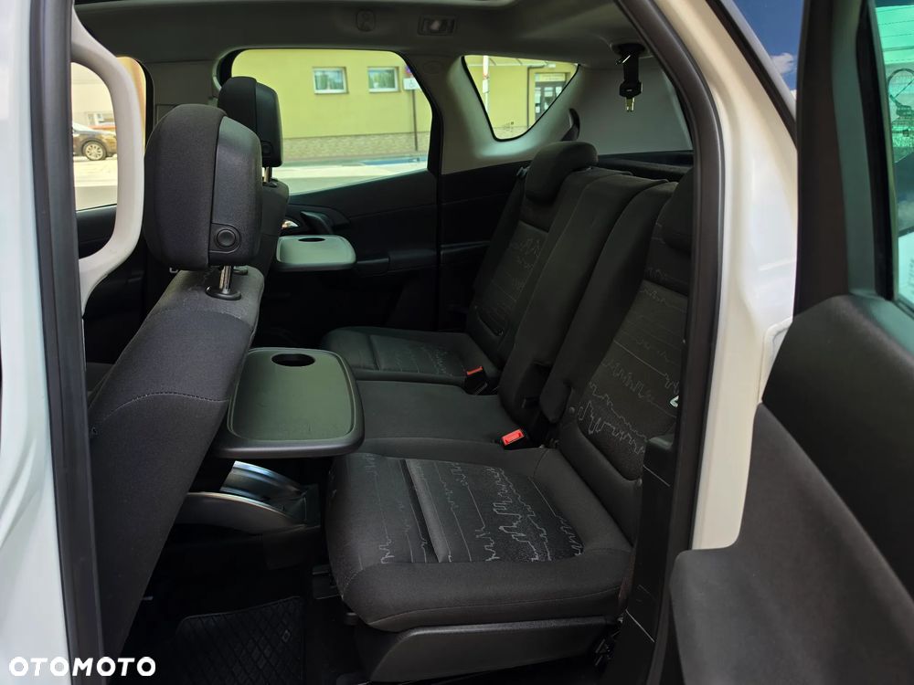 Opel Meriva 1.4 T Cosmo - 32