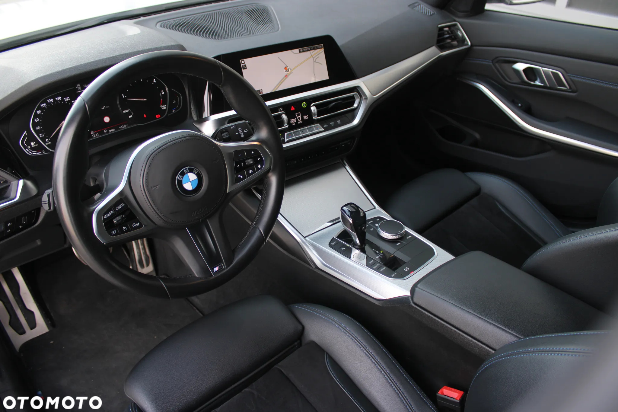 BMW Seria 3 318d M Sport - 13