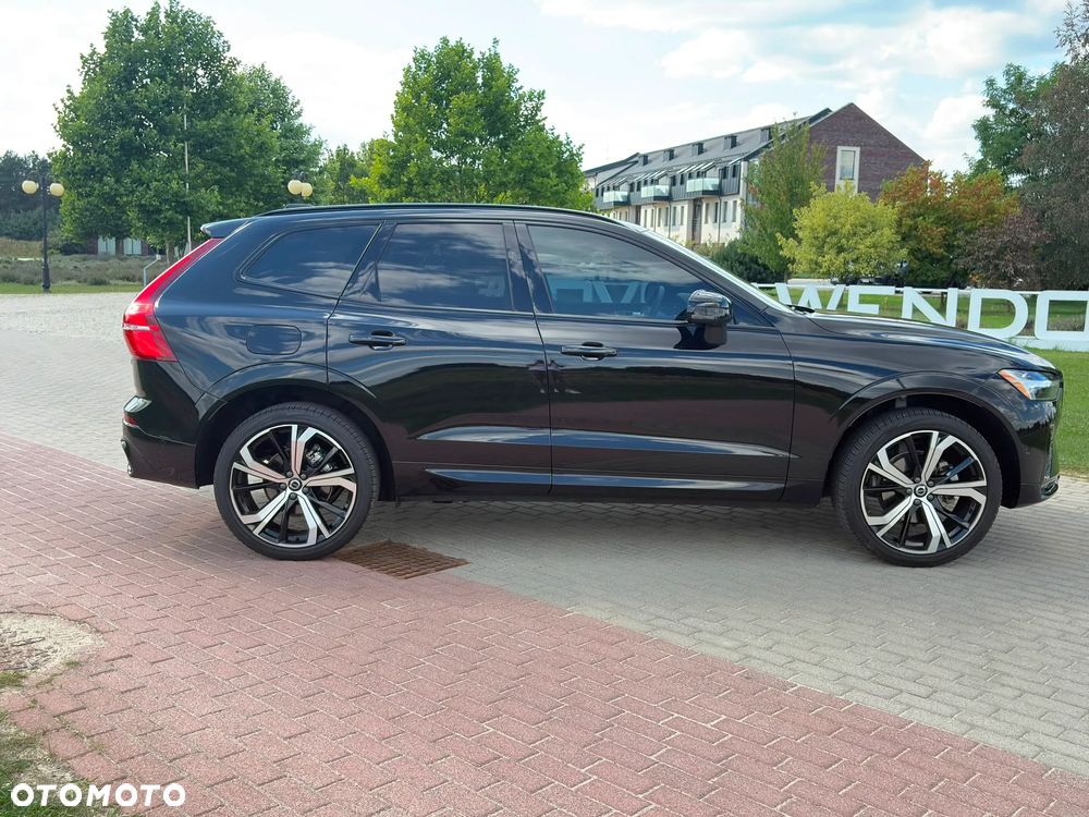 Volvo XC 60 B5 B AWD Ultimate Dark - 14