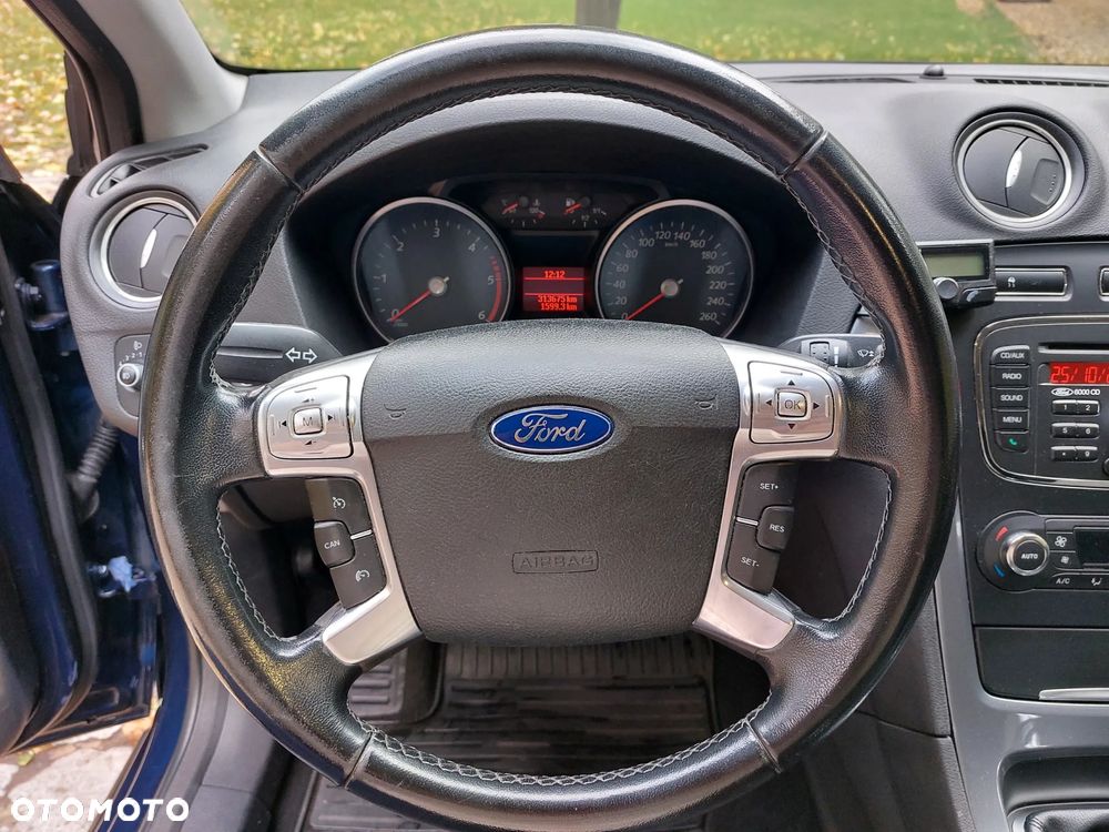Ford Mondeo SW - 12