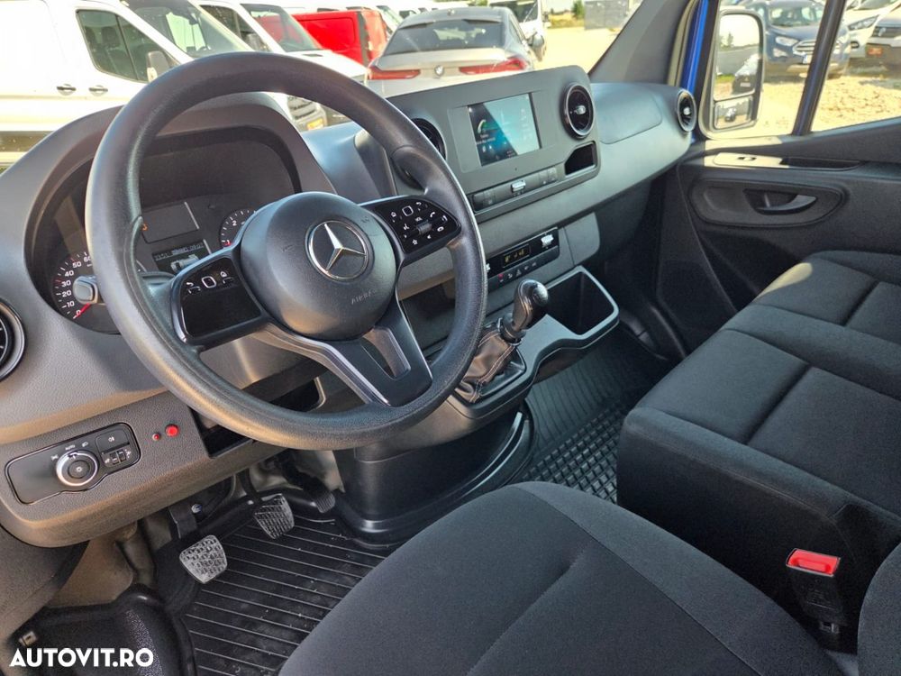Mercedes-Benz New Sprinter L3H2 - 24