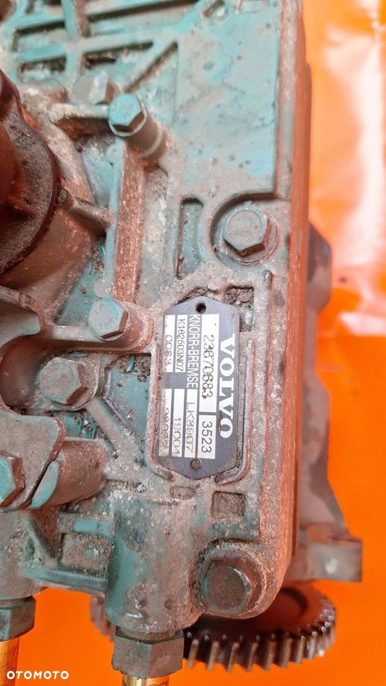 VOLVO FH4 SPRĘŻARKA KOMPRESOR POWIETRZA 2023r 23670683 - 3