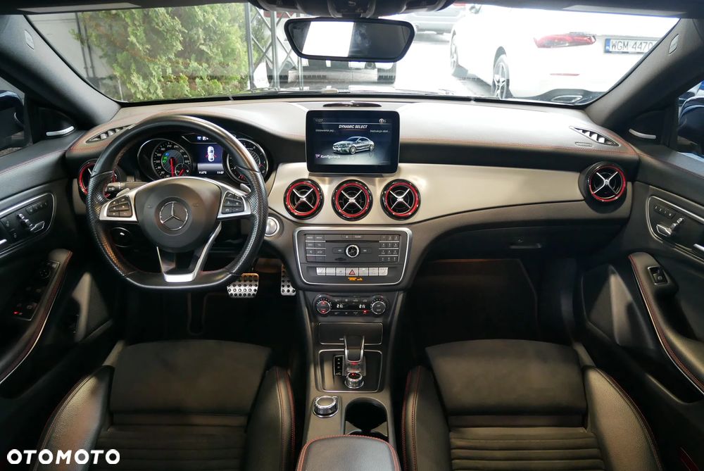 Mercedes-Benz CLA AMG 45 4Matic AMG Speedshift DCT 7G - 18