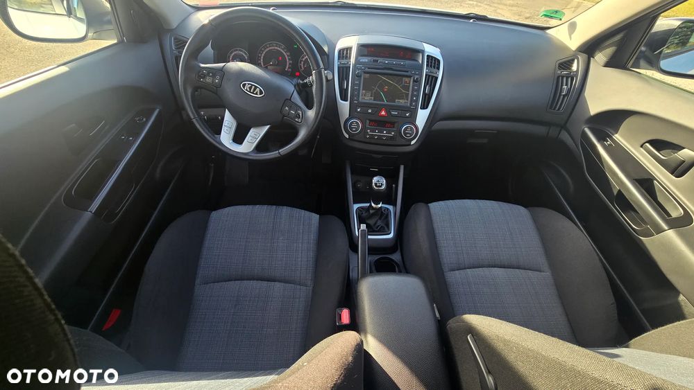 Kia Ceed - 19