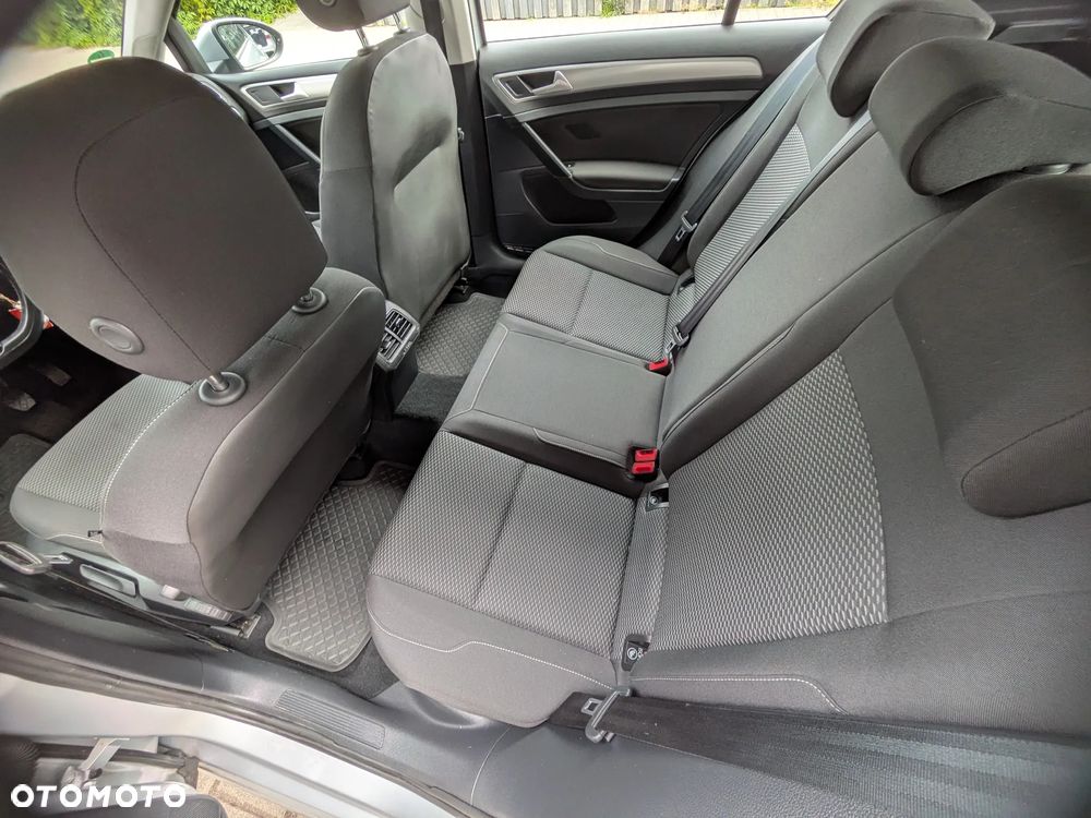 Volkswagen Golf 1.6 TDI (BlueMotion Technology) Trendline - 15