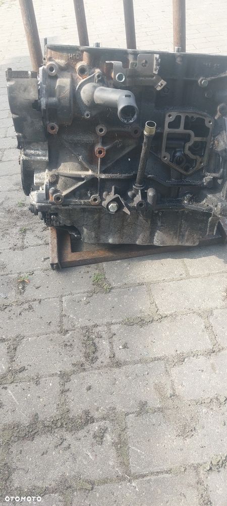 Blok silnika vw 1.9 tdi BKC - 6