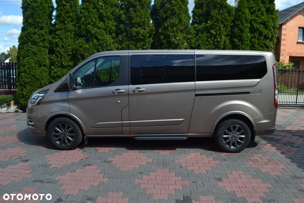 Ford Tourneo Custom 2.0 EcoBlue Hybrid L2 Titanium - 13