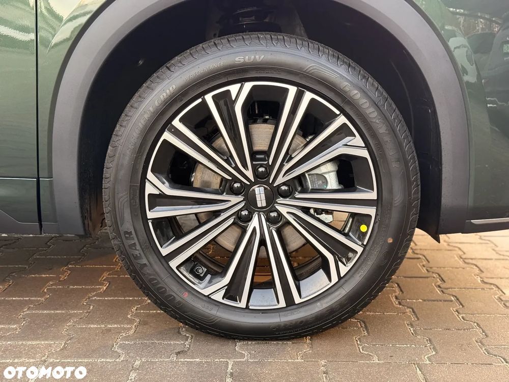 Geely Starray - 29