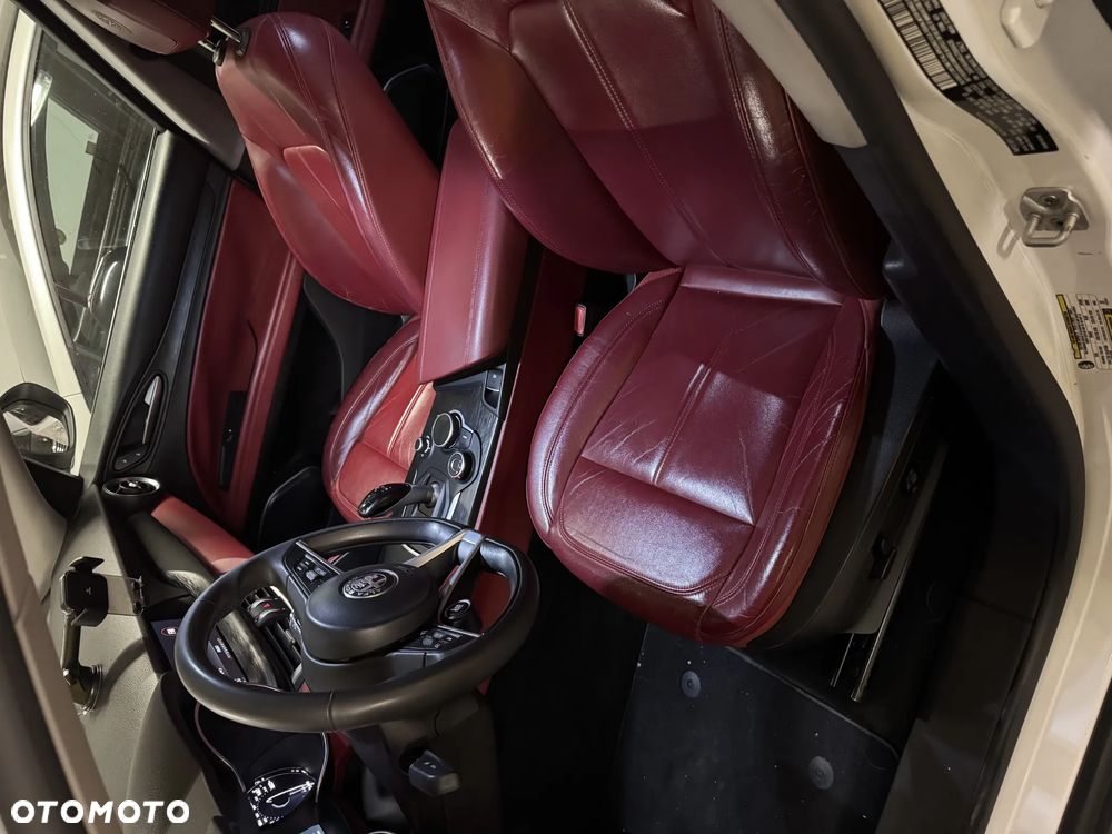 Alfa Romeo Stelvio 2.0 Turbo 16V AT8-Q4 Ti - 7