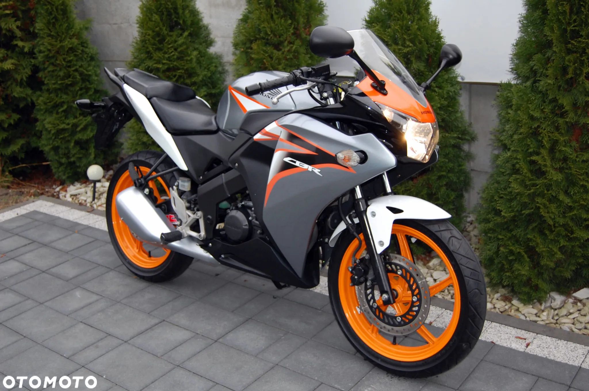 Honda CBR - 1
