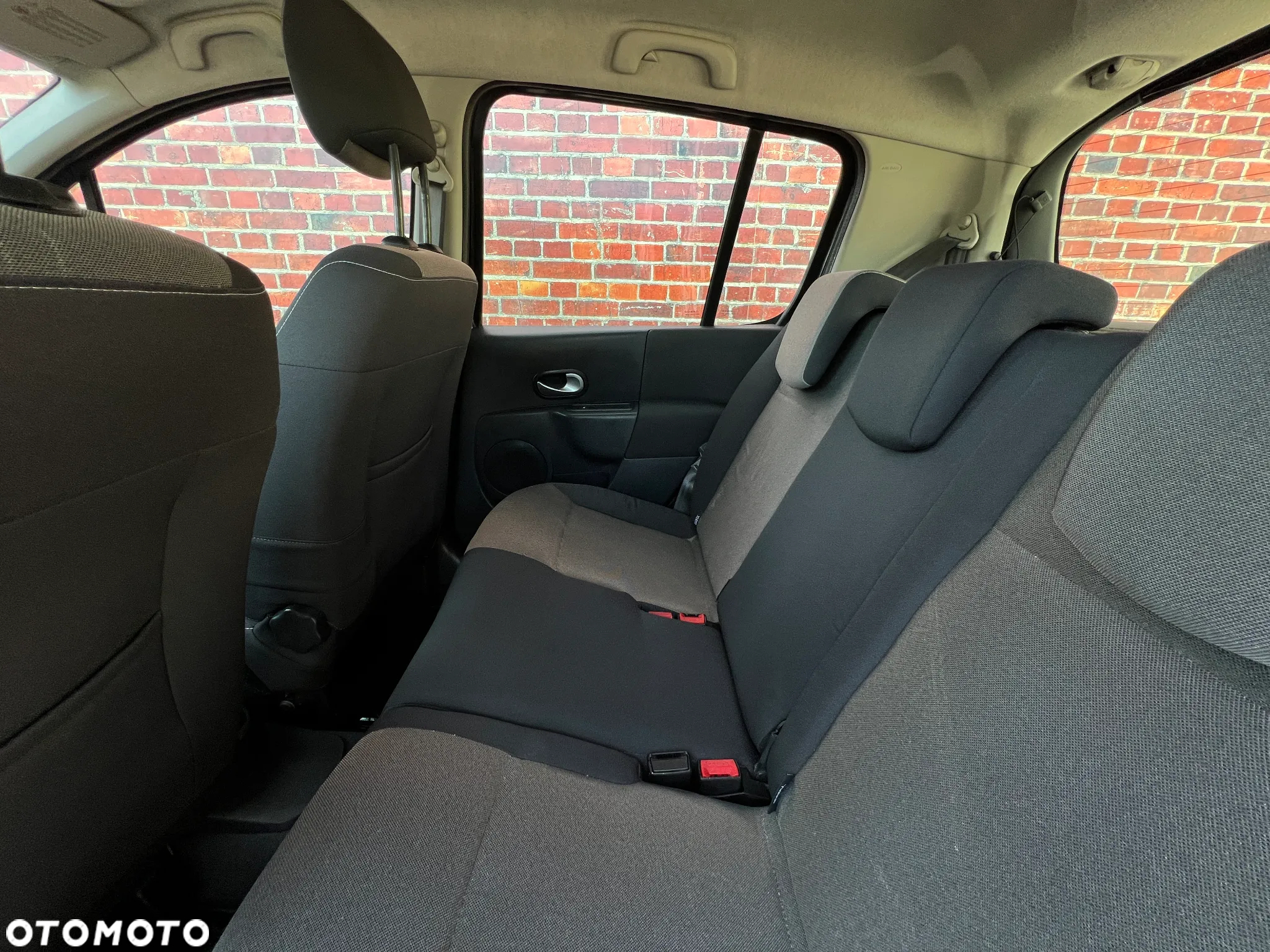 Renault Modus - 16