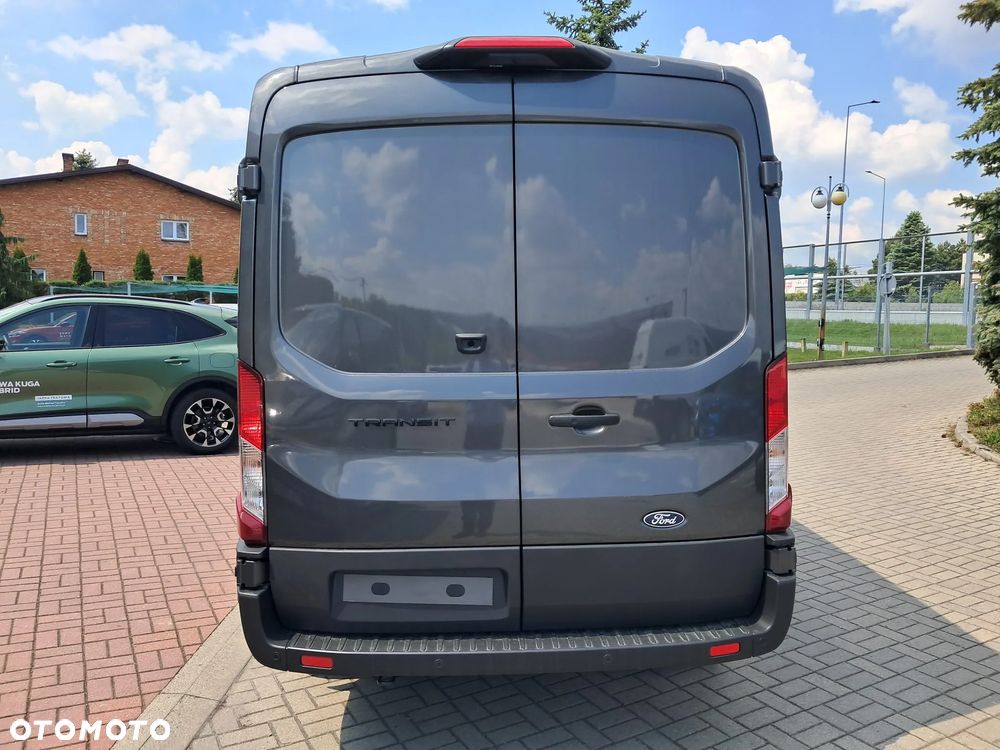 Ford Transit - 9
