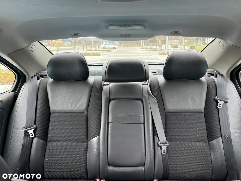 Volvo S60 2.4D Diament - 10