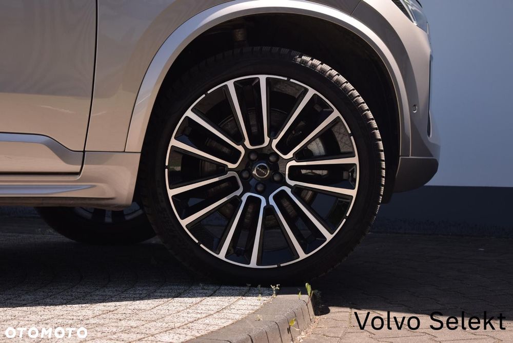 Volvo XC 90 - 11