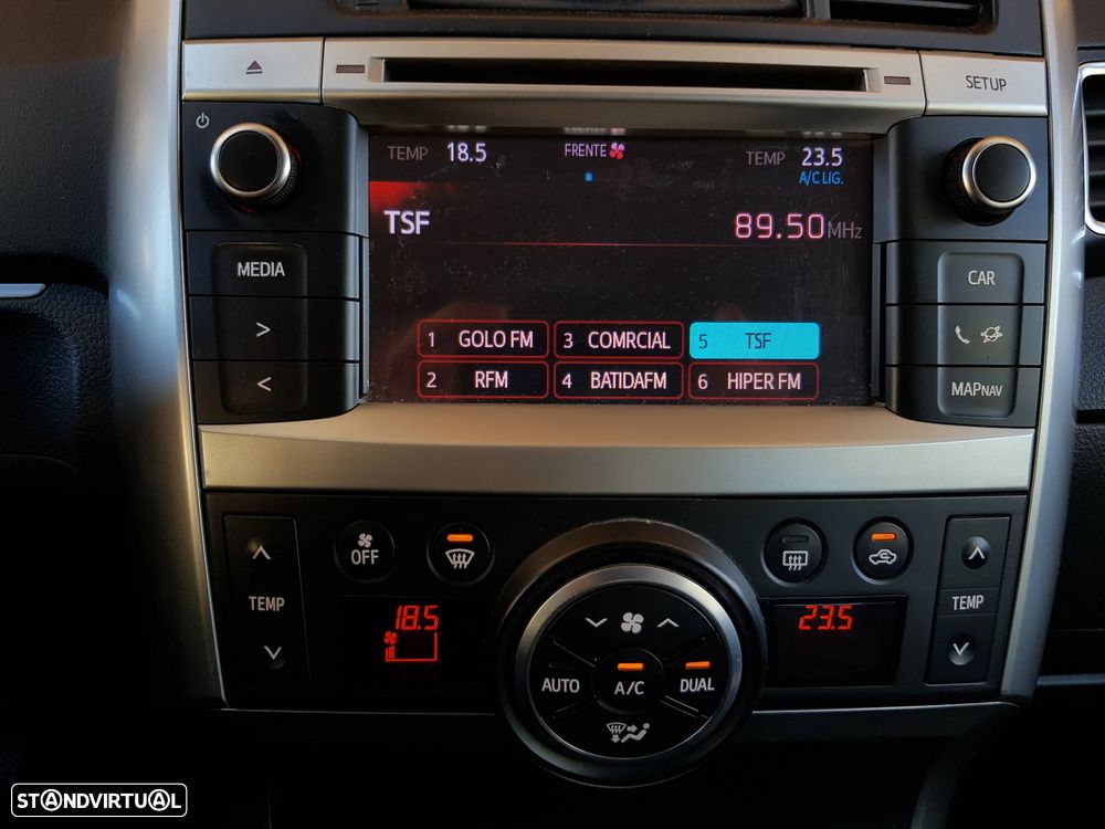 Toyota Verso 2.0 D-4D Exclusive+NAVI - 17