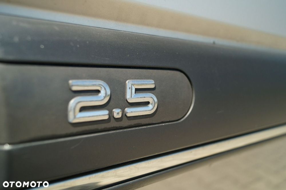 Renault Safrane - 12