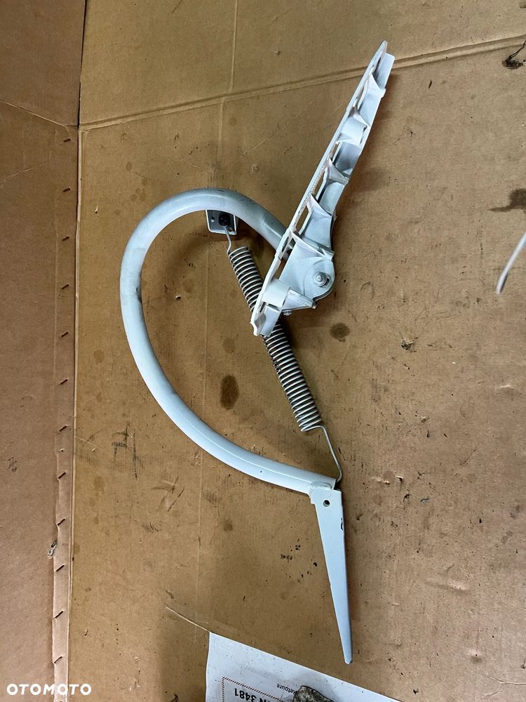 Zawias klapy bagażnika prawy tył Mercedes E-Klasa W213 A2137500428 - 3