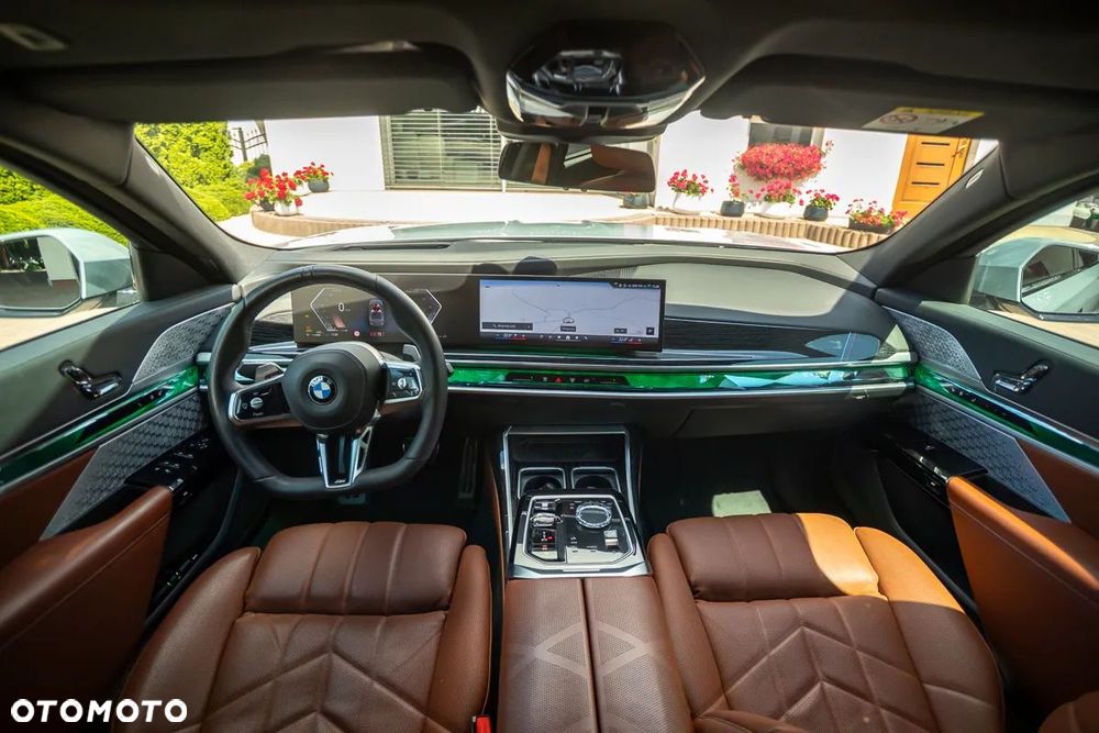 BMW Seria 7 740d xDrive mHEV Individual Edition sport - 38