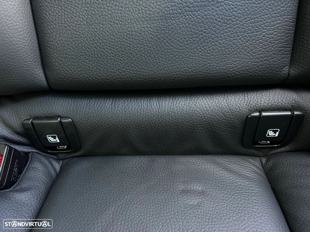 Volvo V60 2.0 T6 AWD TE Plus Dark - 35