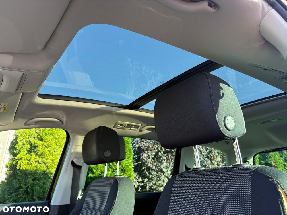 Volkswagen Sharan 2.0 TDI Comfortline DSG - 16