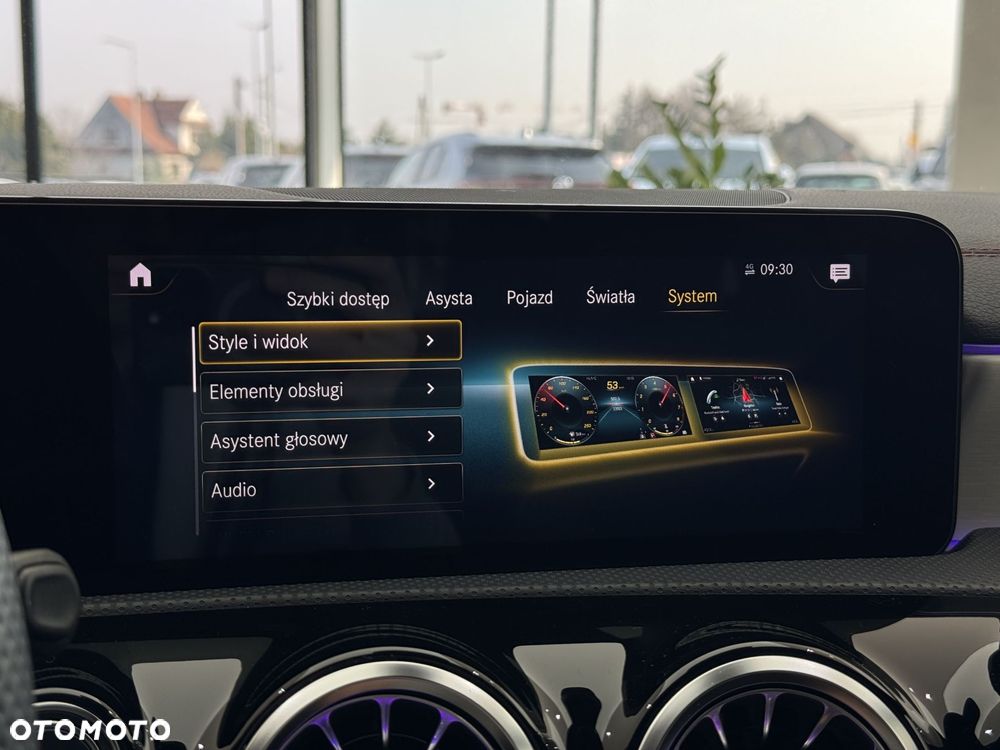 Mercedes-Benz CLA - 36