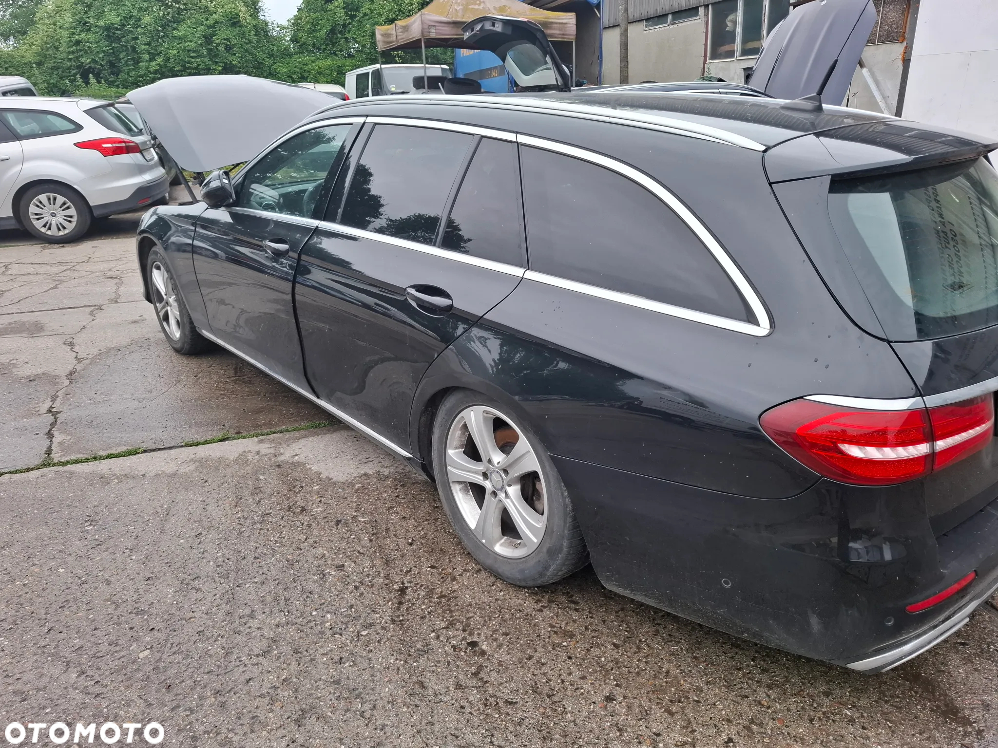 Mercedes-Benz Klasa E 220 d 9G-TRONIC - 3