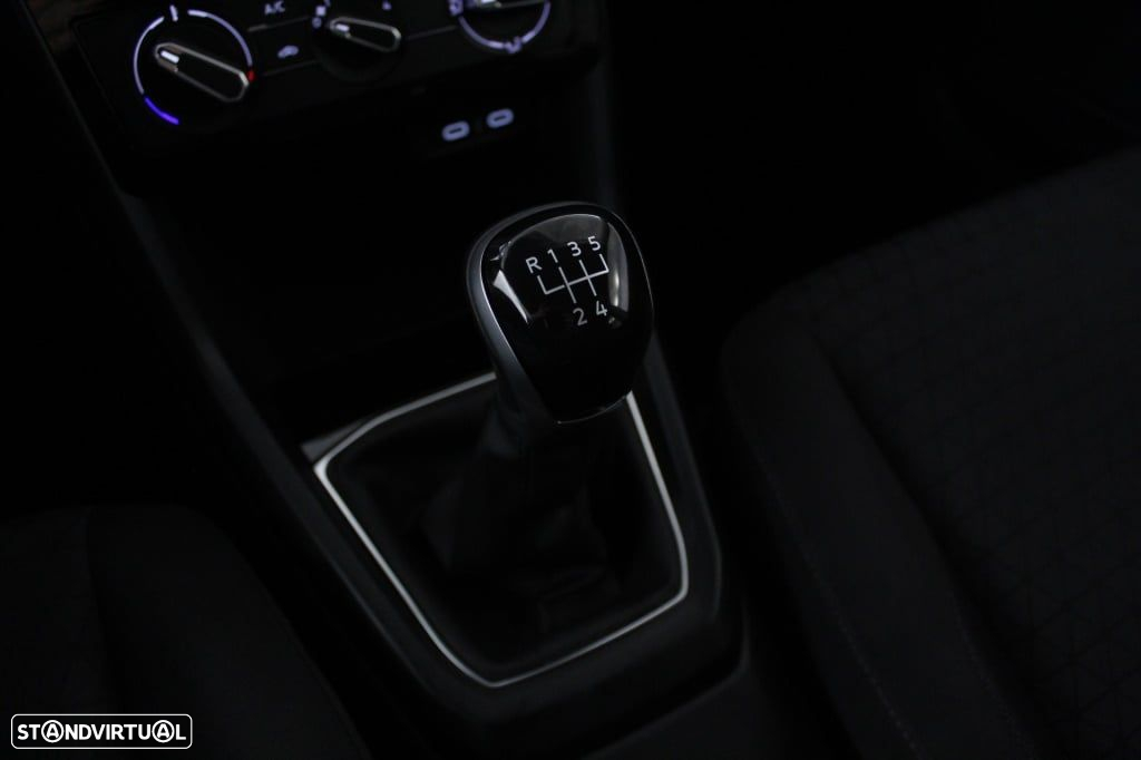 VW T-Cross 1.0 TSI Life - 30